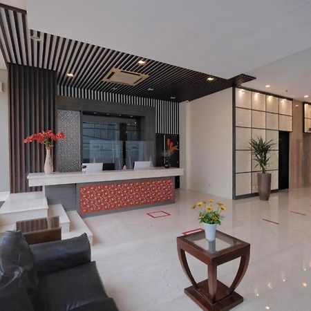 All Nite & Day Hotel Yogyakarta - Gejayan Exteriör bild