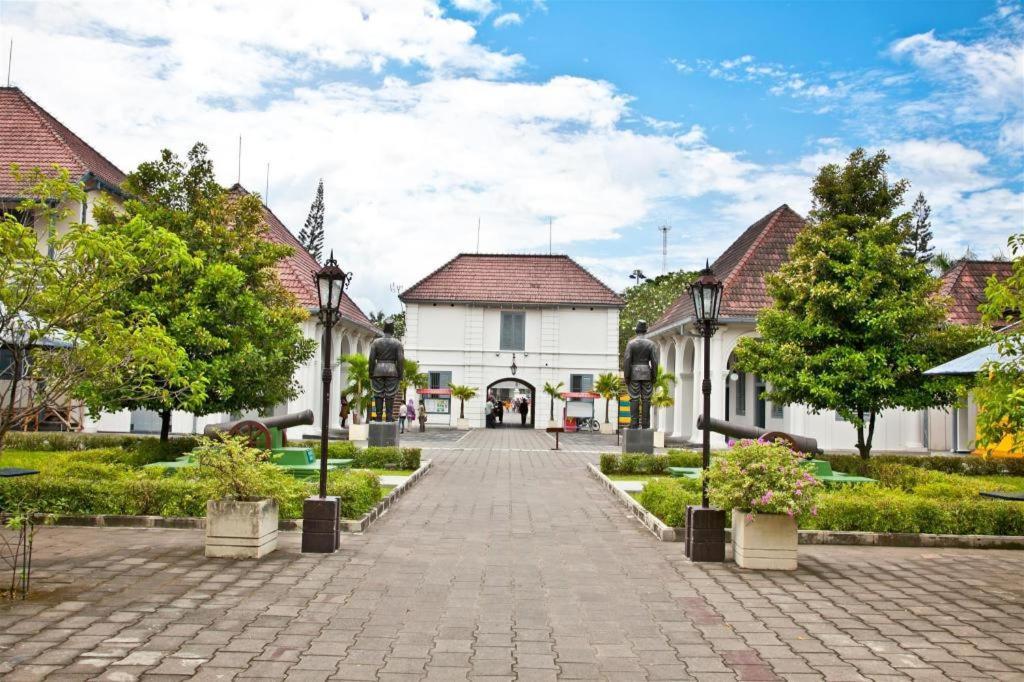 All Nite & Day Hotel Yogyakarta - Gejayan Exteriör bild